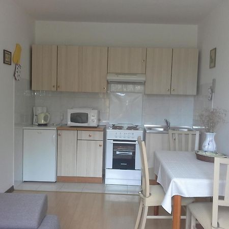 Apartments Liliana Пула Екстериор снимка