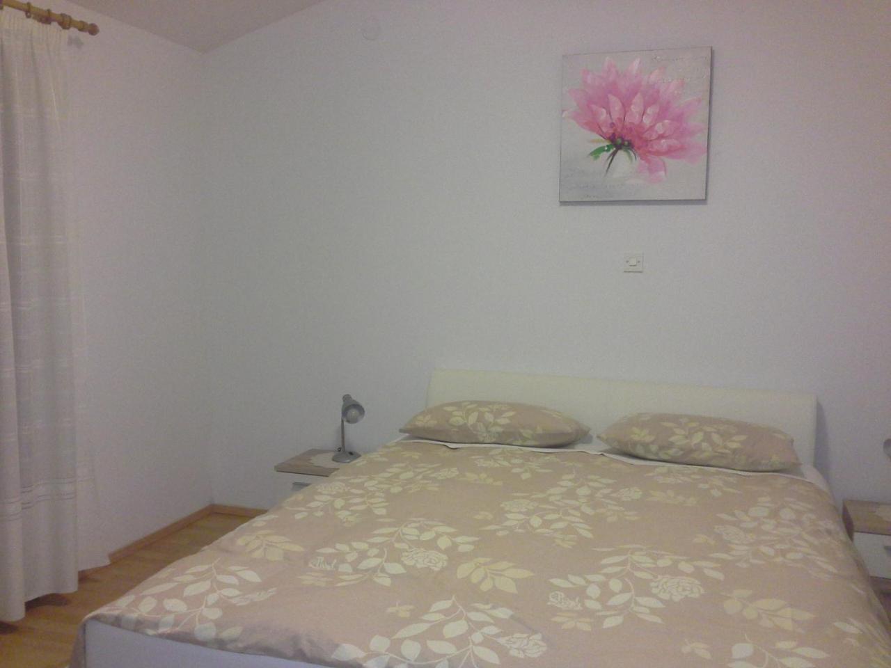 Apartments Liliana Пула Екстериор снимка